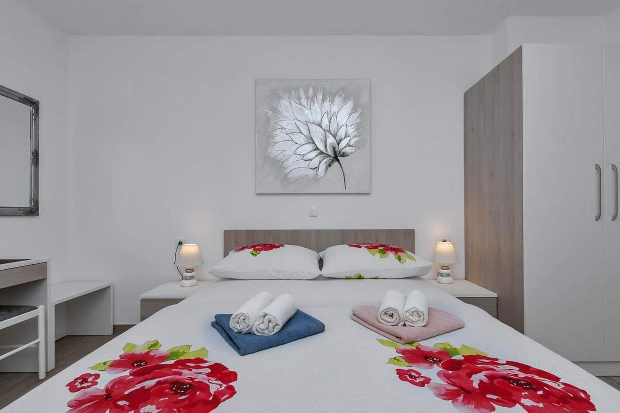 Apartman-Studio Meri Макарська Екстер'єр фото
